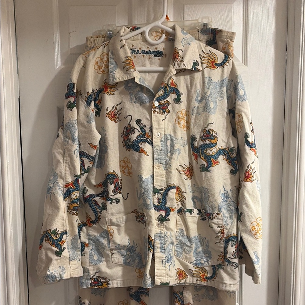 FJ Fabrics Dragon Print Pajama Set L fits like medium